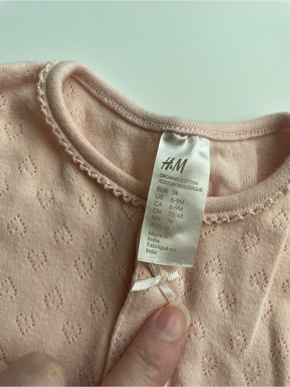 H&M 100% Organic Cotton Soft Pink Heart Eyelet Baby One-Piece Romper - Picture 4 of 9